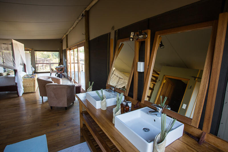 Bathrooms at Wilderness Shamba